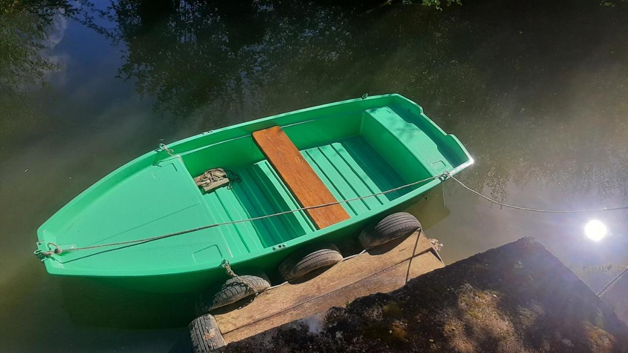 Le Gite Embarque - Gere Par Presta-Zen'Services - Barque Electrique En Supplement Verdun-sur-Meuse Екстериор снимка